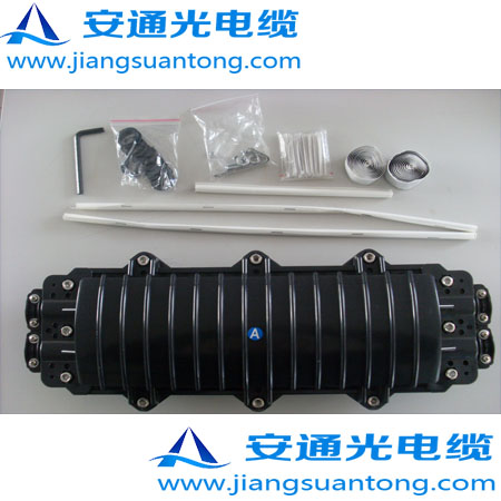 普通光纜接頭盒內(nèi)3.jpg 普通光纜接頭盒內(nèi)3.jpg